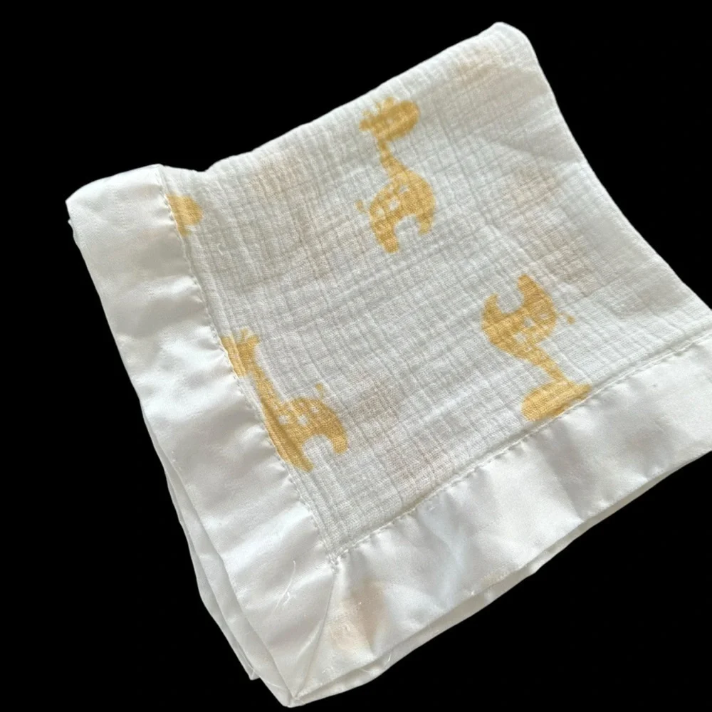 Aden & Anais White Giraffe Mini Blanket Blankie Lovie Security Muslin Cotton